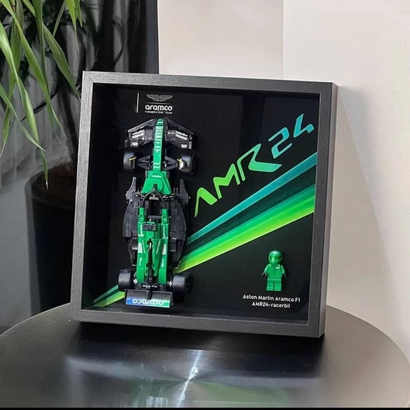 Ferrari SF-24 Model Display - Picture 8 of 13